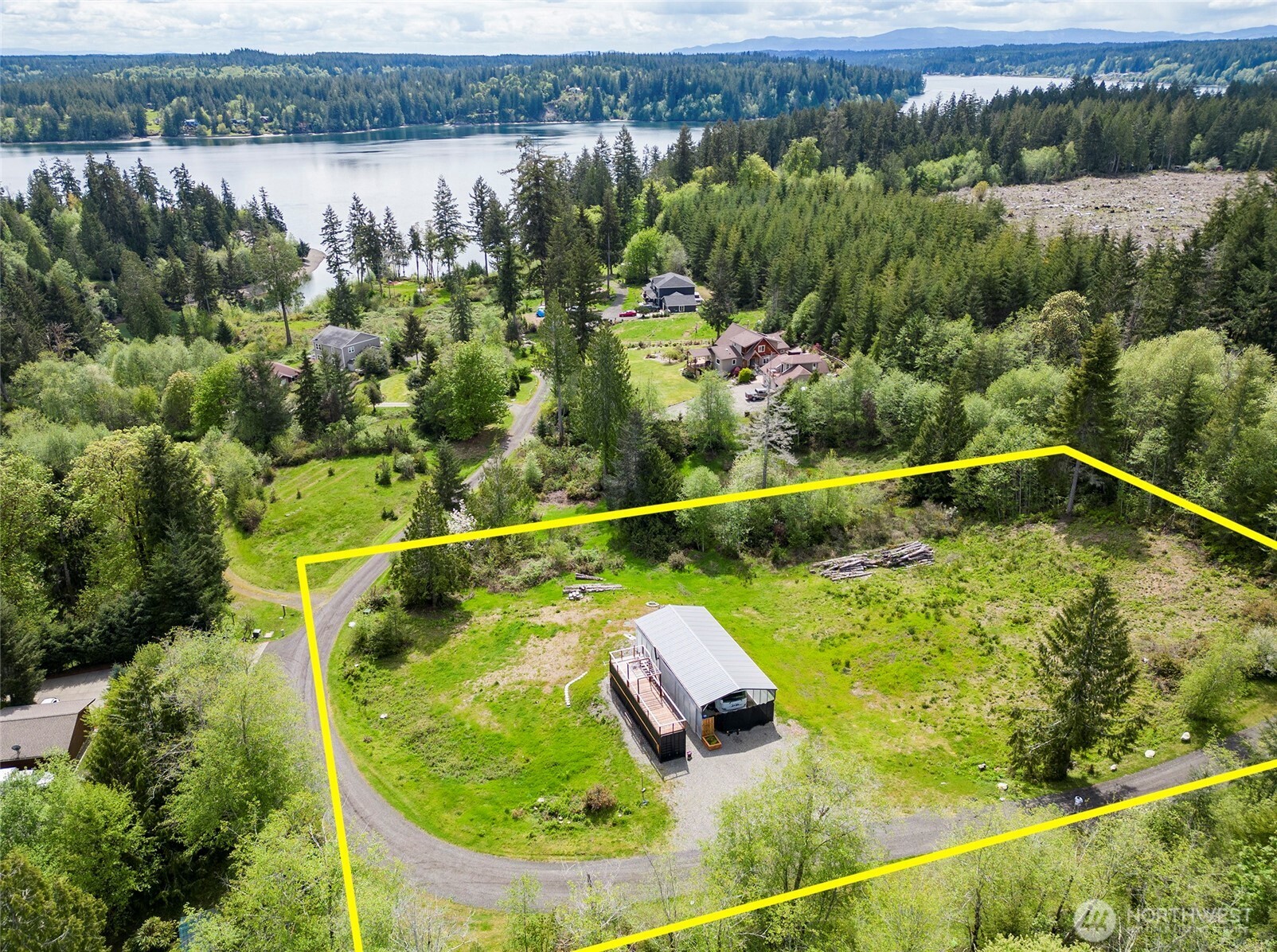 770 E April Avenue Grapeview WA 98546