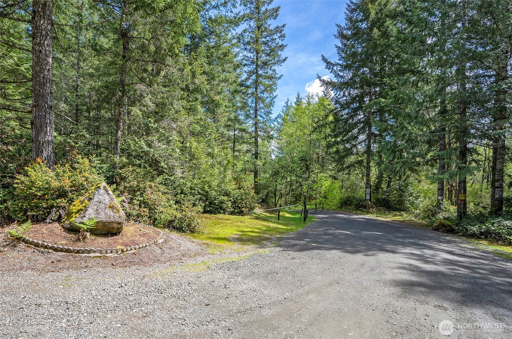 770 E April Avenue Grapeview WA 98546