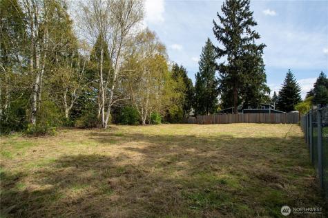 11409 93rd Avenue E Puyallup WA 98373
