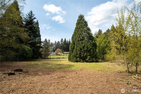 11409 93rd Avenue E Puyallup WA 98373