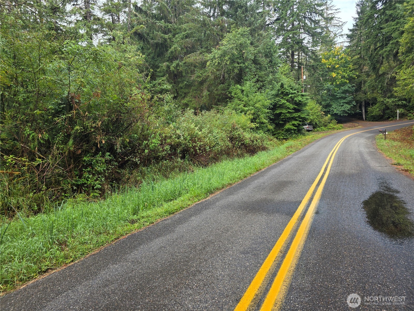 1581 E Phillips Lake Loop Road Shelton WA 98584