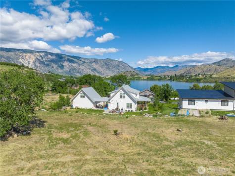 220 Roses Lake Drive Manson WA 98831