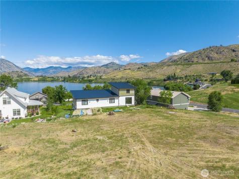 220 Roses Lake Drive Manson WA 98831