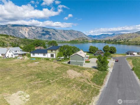 220 Roses Lake Drive Manson WA 98831