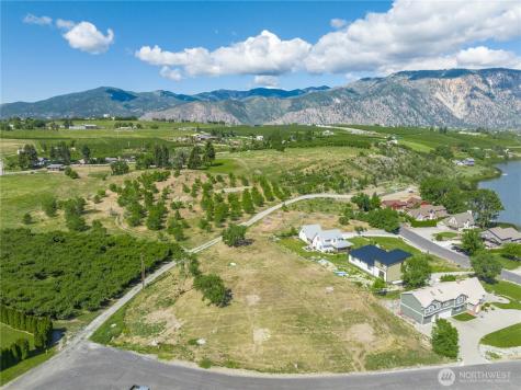 220 Roses Lake Drive Manson WA 98831
