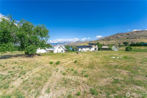 220 Roses Lake Drive Manson WA 98831