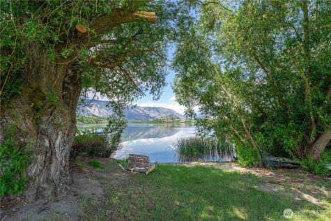 220 Roses Lake Drive Manson WA 98831