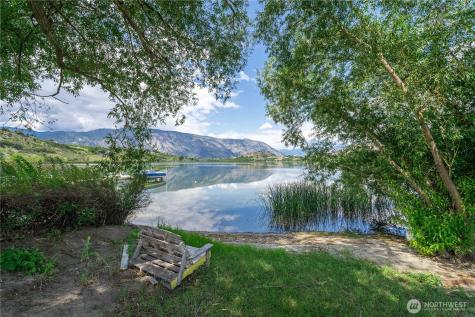 220 Roses Lake Drive Manson WA 98831