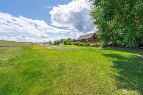 220 Roses Lake Drive Manson WA 98831