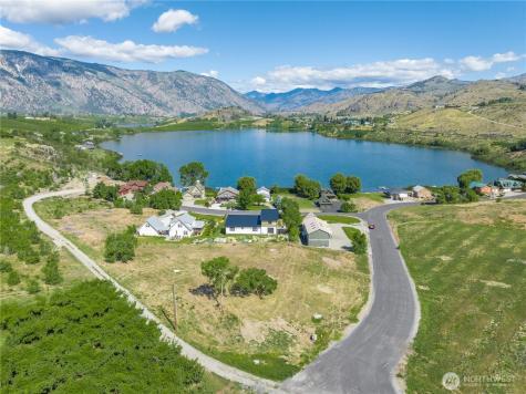 220 Roses Lake Drive Manson WA 98831