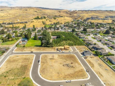 142 Chadwick (Lot 5) Street NW East Wenatchee WA 98802