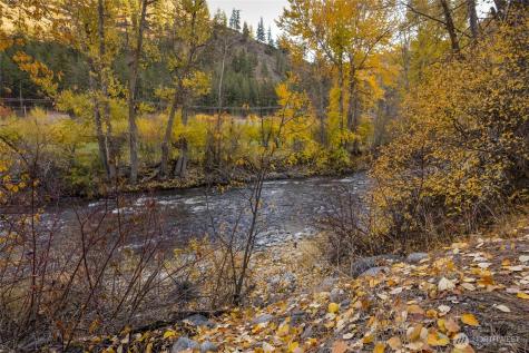 309 Mad Ranch Lane Entiat WA 98822