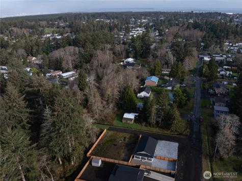 405 W Alder Avenue Westport WA 98595