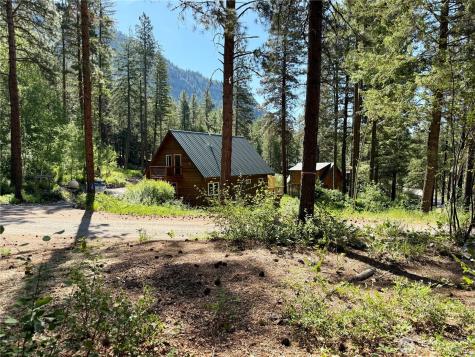 11 Highland Meadows Winthrop WA 98862
