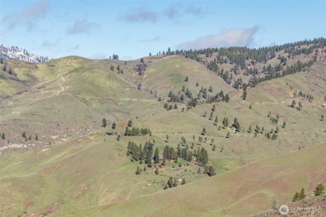 7993 Nahahum Canyon Road Cashmere WA 98815