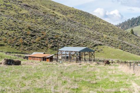 7993 Nahahum Canyon Road Cashmere WA 98815