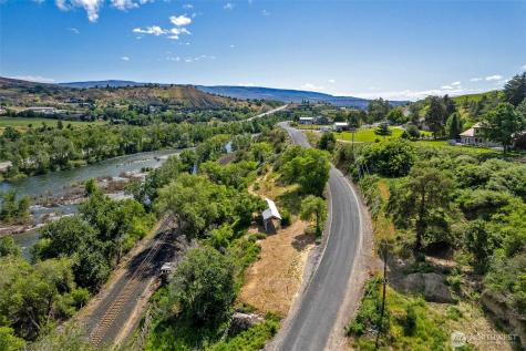 2080 Sleepy Hollow Road Wenatchee WA 98801