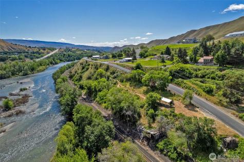 2080 Sleepy Hollow Road Wenatchee WA 98801