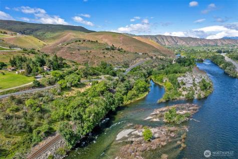 2080 Sleepy Hollow Road Wenatchee WA 98801