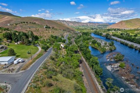 2080 Sleepy Hollow Road Wenatchee WA 98801