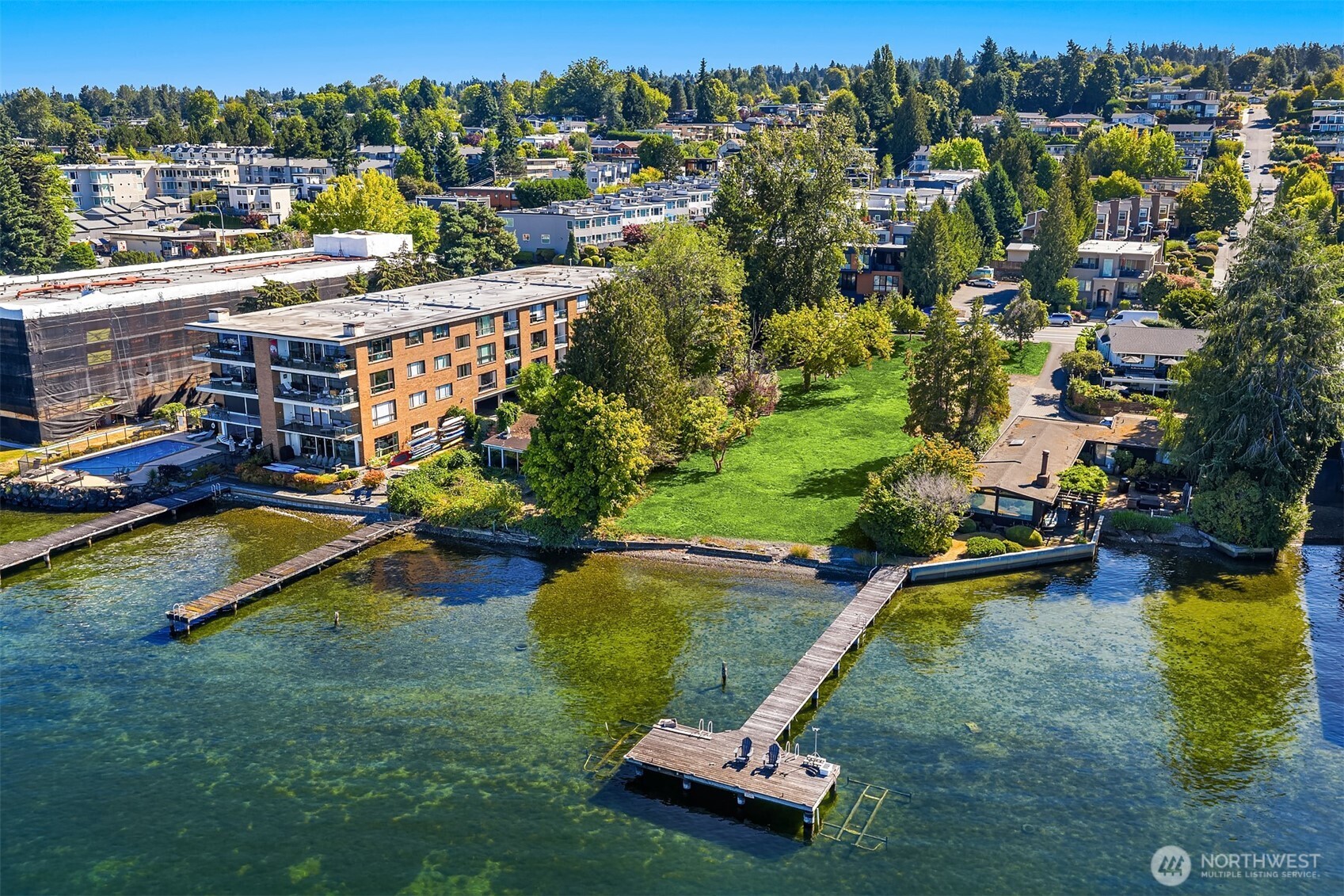 6211 Lake Washington Boulevard NE Kirkland WA 98033