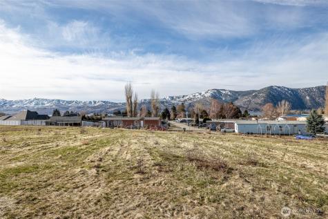 127 Hurley Lane Manson WA 98831