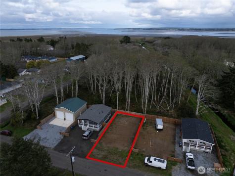 606 N 2nd Street Westport WA 98595