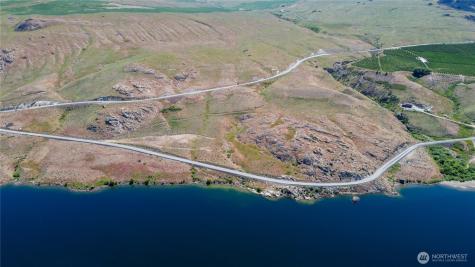 8 Old Highland Orchard Road Bridgeport WA 98813