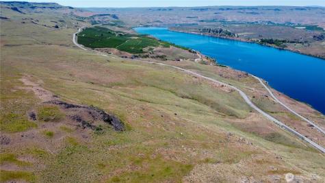 8 Old Highland Orchard Road Bridgeport WA 98813