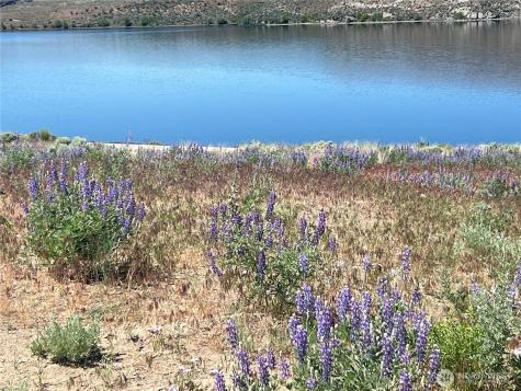 8 Old Highland Orchard Road Bridgeport WA 98813