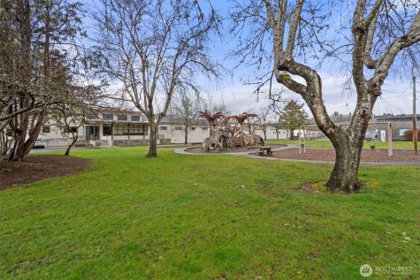 14 Bradford Street Raymond WA 98577