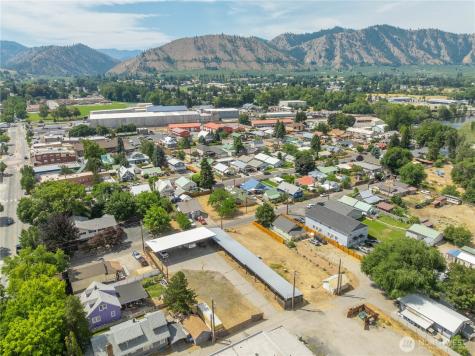 106 W Pleasant Avenue Cashmere WA 98815