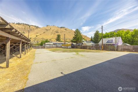 106 W Pleasant Avenue Cashmere WA 98815