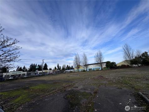 9825 Pacific Avenue S Tacoma WA 98444