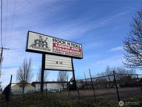9825 Pacific Avenue S Tacoma WA 98444