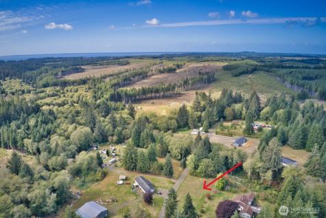 71 Chenois Valley Road Hoquiam WA 98550