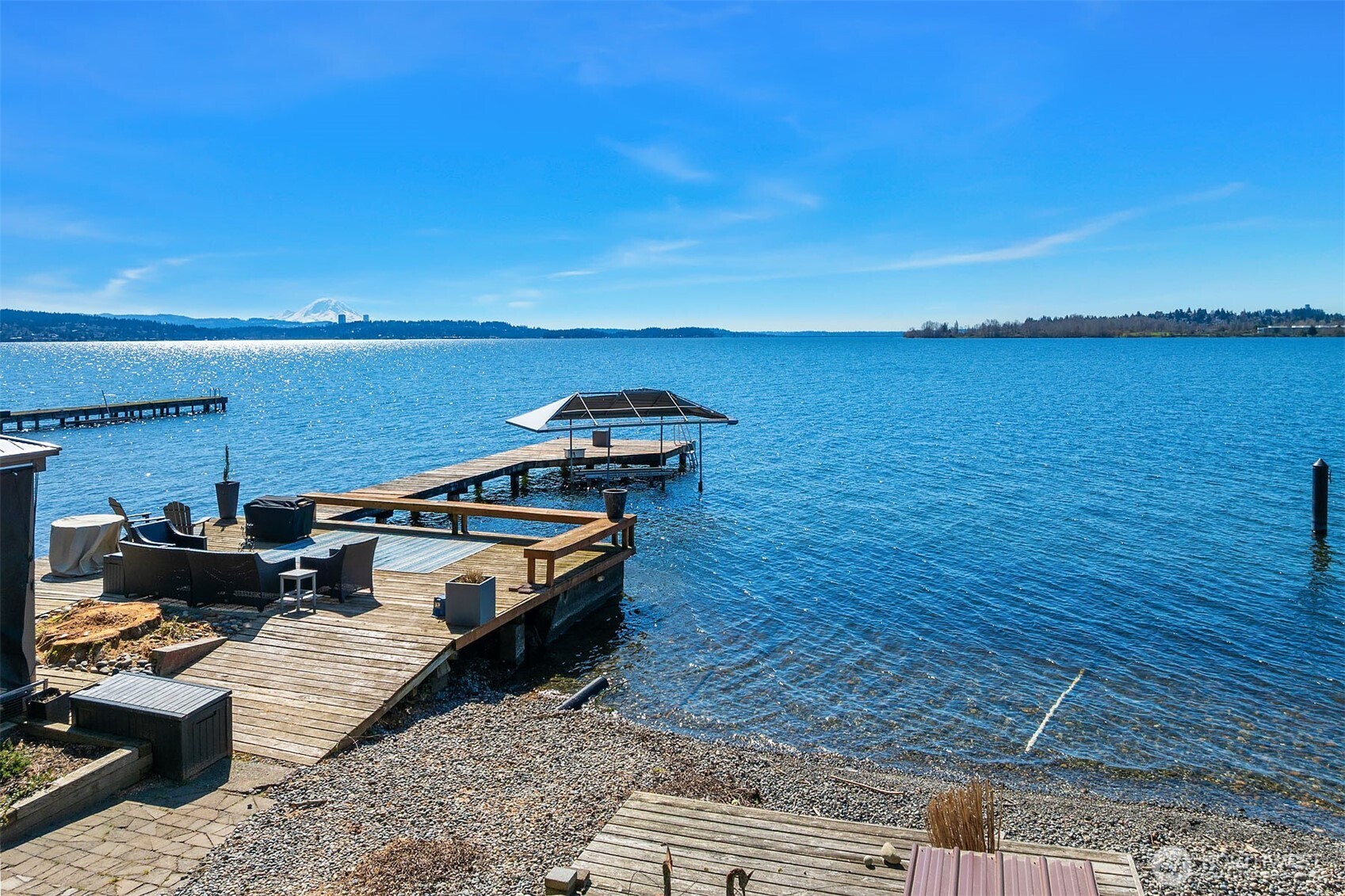 7615 NE Champagne Point Place Kirkland WA 98034