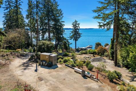 7615 NE Champagne Point Place Kirkland WA 98034
