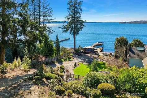 7615 NE Champagne Point Place Kirkland WA 98034