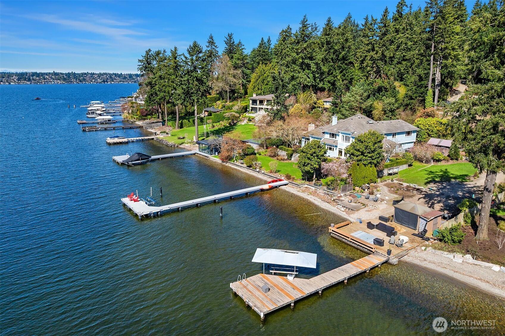 7615 NE Champagne Point Place Kirkland WA 98034