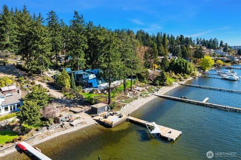 7615 NE Champagne Point Place Kirkland WA 98034