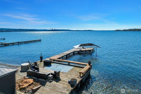 7615 NE Champagne Point Place Kirkland WA 98034