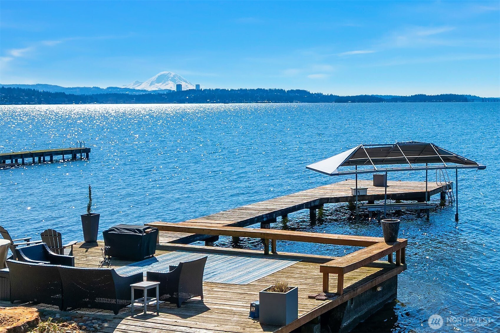 7615 NE Champagne Point Place Kirkland WA 98034
