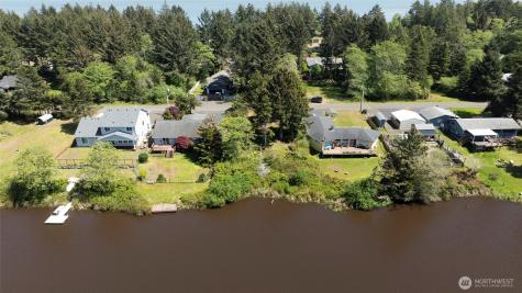 743 Copalis Avenue NE Ocean Shores WA 98569