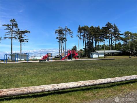 743 Copalis Avenue NE Ocean Shores WA 98569