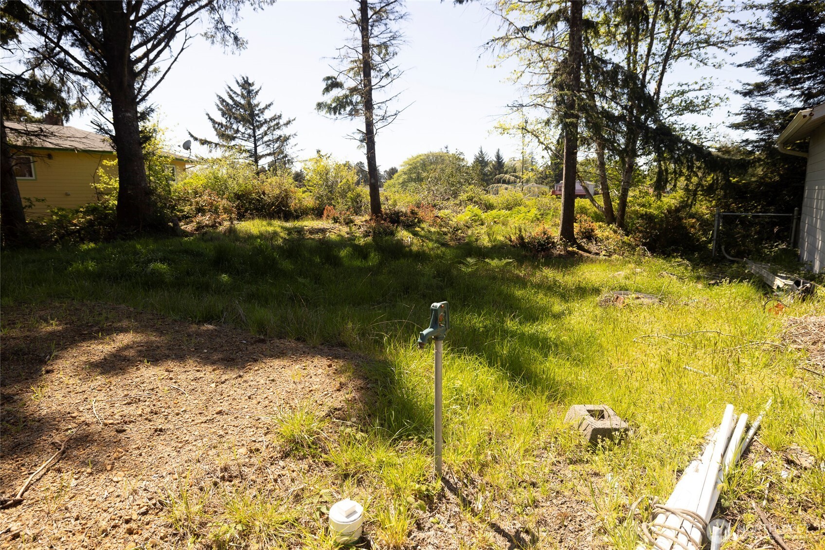 743 Copalis Avenue NE Ocean Shores WA 98569
