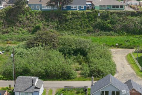 1 Pacific Avenue Moclips WA 98562