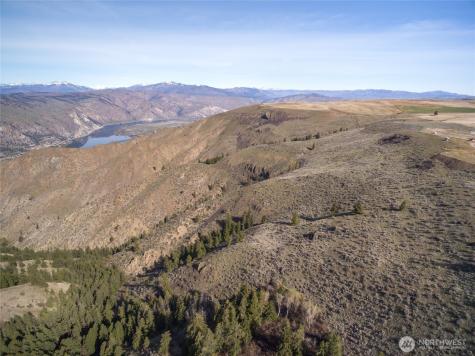 12 Road S NW Waterville WA 98858