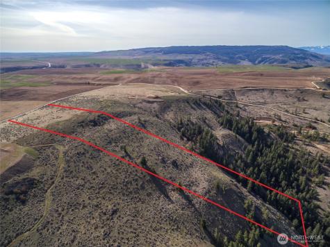 12 Road S NW Waterville WA 98858