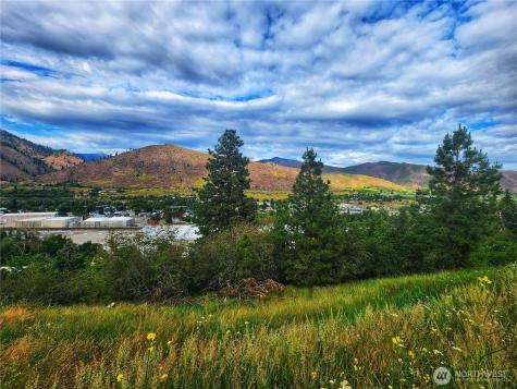 309 Kennedy Road Cashmere WA 98815